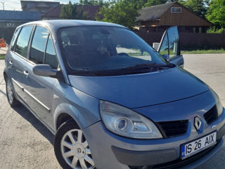 Renault Scenic foto 8