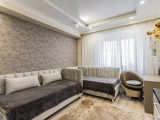 Apartament cu 2 camere, 60 m², Buiucani, Chișinău foto 5