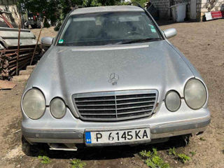 W210 Dezmembrează