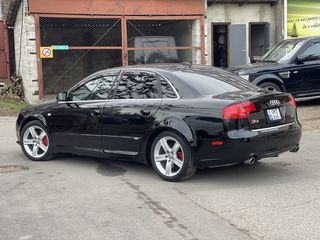 Audi A4 foto 2