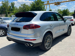 Porsche Cayenne foto 3