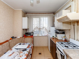 3-х комнатная квартира, 68 м², Ботаника, Кишинёв
