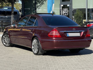 Mercedes E-Class foto 5