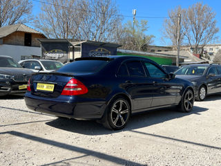 Mercedes E-Class фото 3