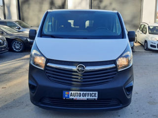 Opel Vivaro foto 2