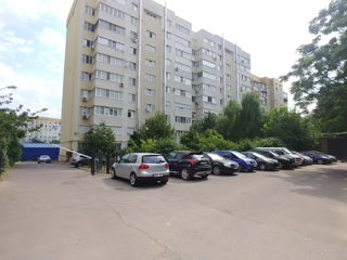 3-х комнатная квартира, 120 м², Центр, Кишинёв