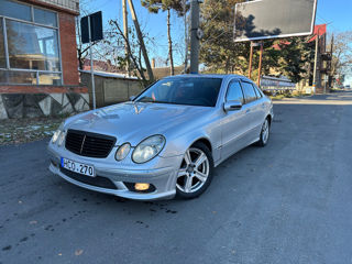 Mercedes E-Class foto 3