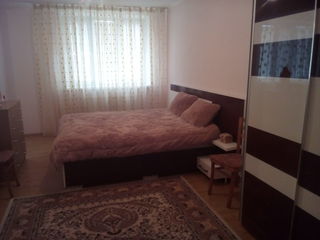 Se vinde apartament cu toate comoditatile urgent!!! foto 1