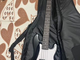 Продам басс гитару Harley Benton PB-Shorty BK E-Bass