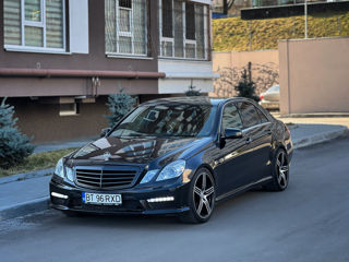 Mercedes E Class foto 14