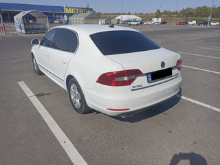 Skoda Superb foto 3