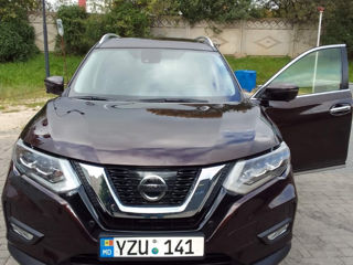 Nissan X-Trail foto 1