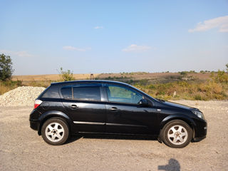 Opel Astra foto 4