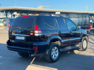 Toyota Land Cruiser Prado foto 6