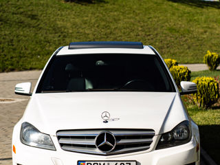 Mercedes C-Class foto 4