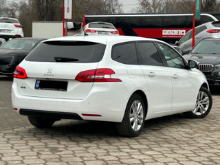 Peugeot 308 foto 4