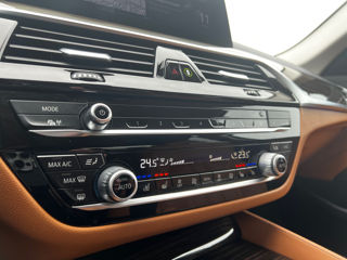 BMW 5 Series foto 19