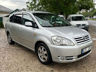 Toyota Avensis Verso, 2001 