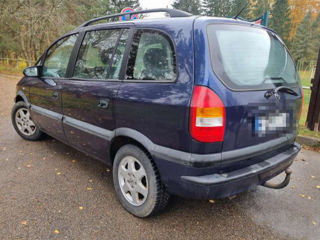 Se dezmembreaza Opel Zafira 2002  1.8 Benzin