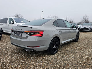 Skoda Superb foto 4