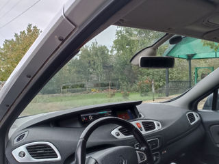 Renault Grand Scenic foto 6