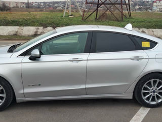 Ford Fusion foto 3