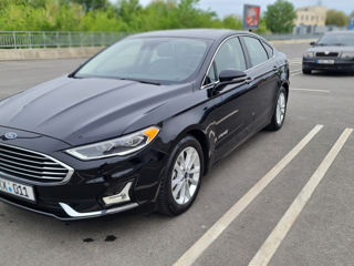 Ford Fusion foto 2