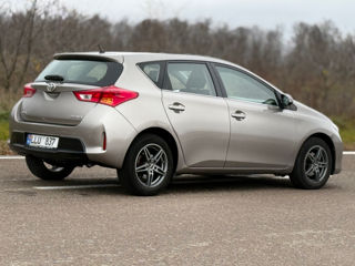 Toyota Auris foto 6