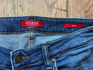 Blugi Guess foto 4