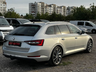 Skoda Superb foto 6