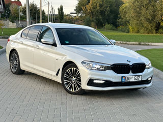 BMW 5 Series foto 1