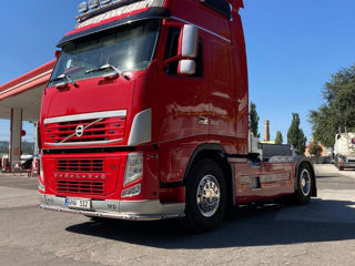 Volvo FH13 foto 2