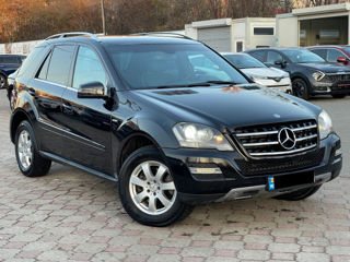 Mercedes M-Class foto 5