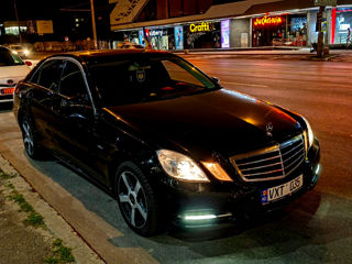 Mercedes E-Class foto 15