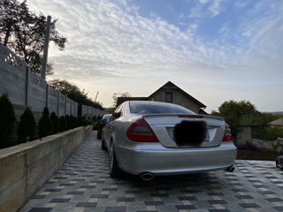 Mercedes E-Class foto 5