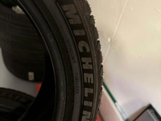 Michelin 235 45 18 foto 3