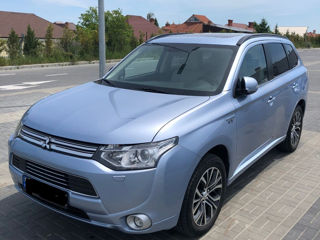 Mitsubishi Outlander foto 5