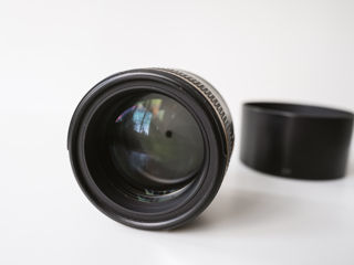 Nikon AF-S Nikkor 85mm f / 1.4G foto 3