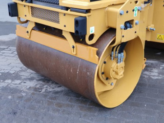 Cilindru Vibro-compactor Caterpillar Cb2.7 Nou / Виброкаток Caterpillar Cb2.7 Новый foto 6