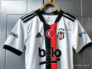 Adidas Besiktas