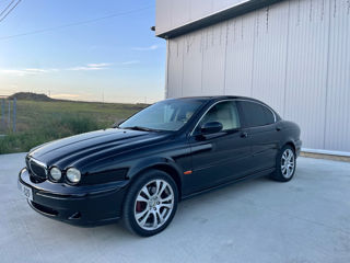 Jaguar X-Type foto 2