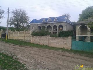Casa in 2 nivele166m2 la doar 34km de Chisinau foto 1