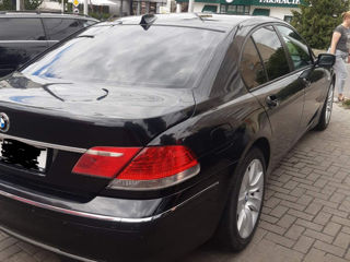 BMW 7 Series foto 2