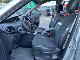 Renault Grand Scenic foto 8