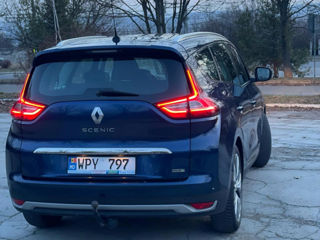 Renault Grand Scenic foto 2