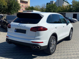 Porsche Cayenne foto 3