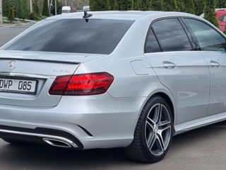 Mercedes E-Class foto 4