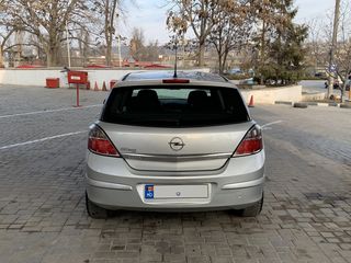 Opel Astra foto 6