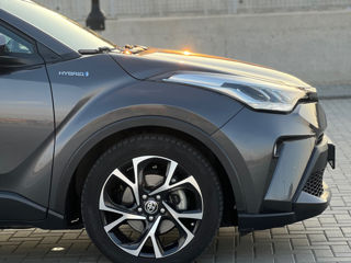 Toyota C-HR foto 5