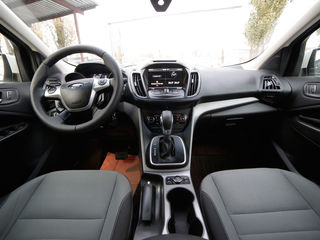 Ford Kuga foto 5